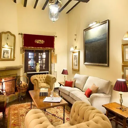 パラドール デ サンティリャーナ ギル ブラス サンティリャーナ・デル・マル