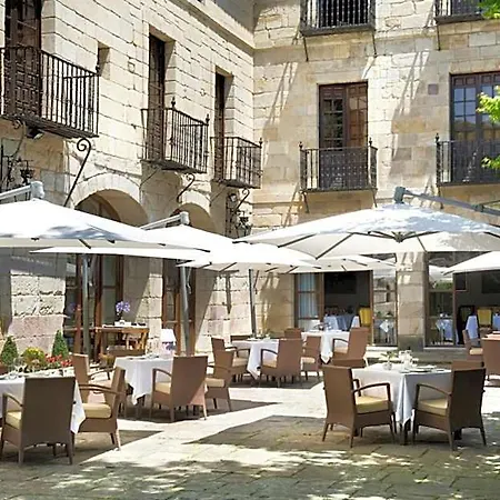 De Santillana Gil Blas Santillana del Mar