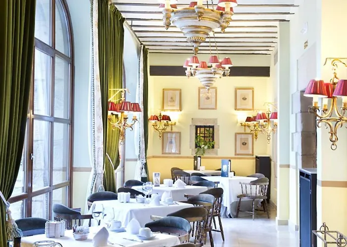 Отель De Santillana Gil Blas Сантильяна-дель-Мар