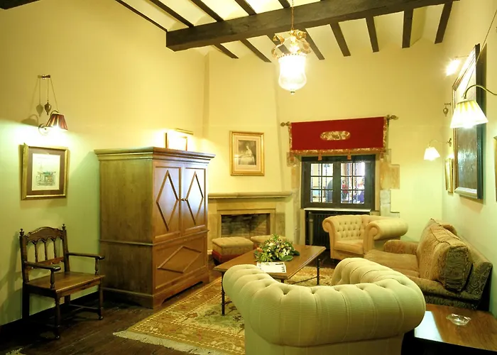 Hotel De Santillana Gil Blas