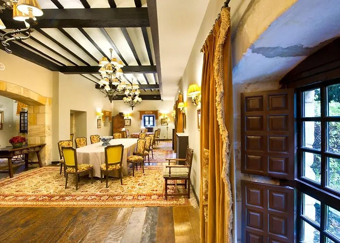 De Santillana Gil Blas Hotel