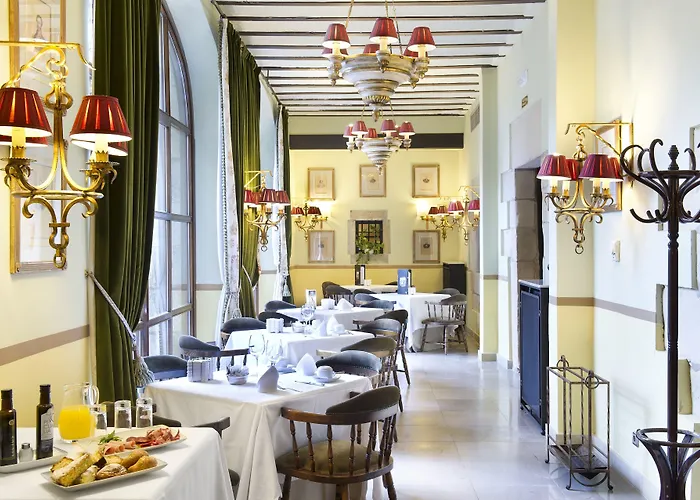 De Santillana Gil Blas Сантильяна-дель-Мар