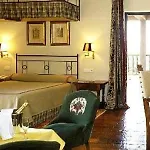 Hotel De Santillana Gil Blas