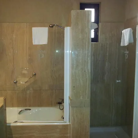 Hotel De Santillana Gil Blas 4*
