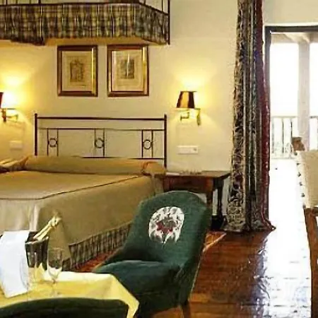 Hotel De Santillana Gil Blas