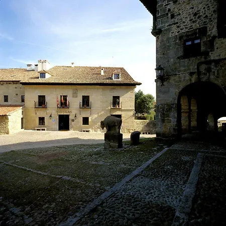 De Santillana Gil Blas Hotel