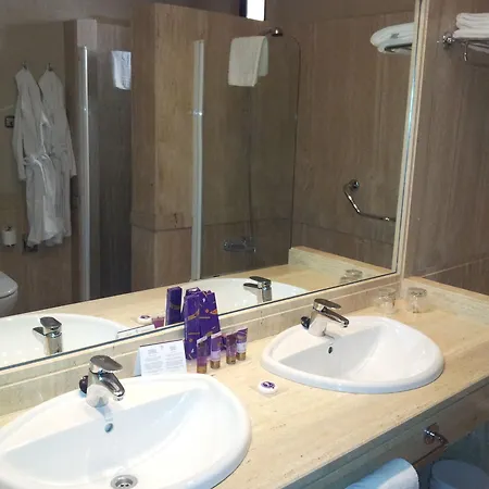 Hotel De Santillana Gil Blas 4*